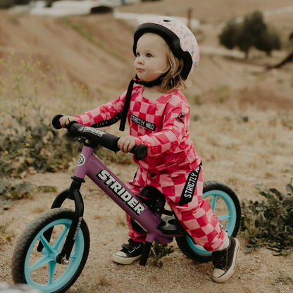 Speedy Pink Riding Gear Set