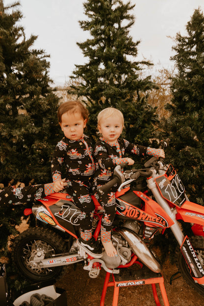 Santas Speedy Sleigh Zip Up Pajamas *PREORDER - SHIPPING OUT BETWEEN NOV 10-17*